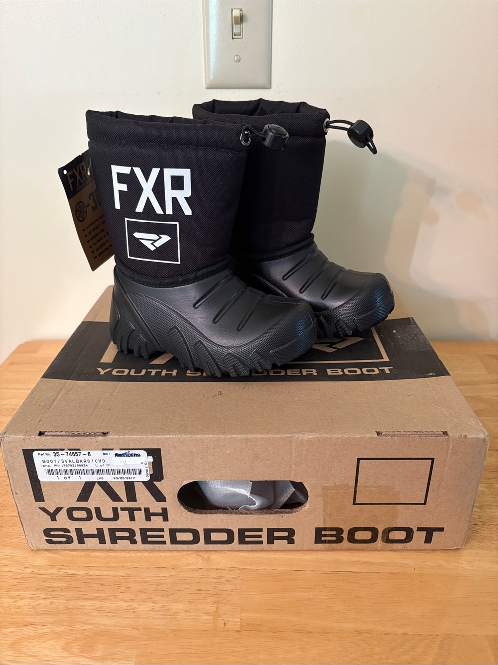 FXR Youth Black Snow Boots